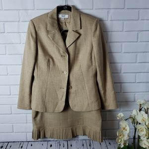 Le Suit essentials skirt suit blazer 10P